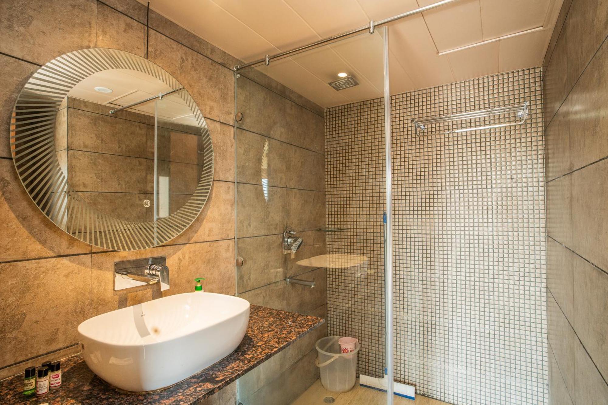 Luxury Aloha Apartments, Rishīkesh Extérieur photo